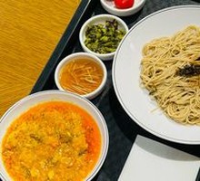 Golden Crab Roe Shrimp Noodles