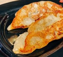 Cunwu Juicy Pan-Fried Dumplings