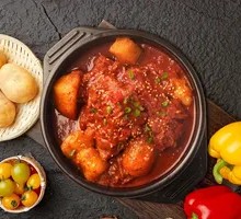 Volcano Spicy Braised Pork Ribs