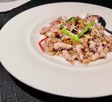 Stir-fried Fresh Chili with Sea Rabbit