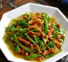 Green Pepper Shredded Pork