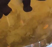 Pear Soup with Small吊