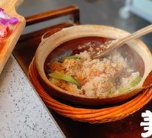Signature Emperor's Delicacy Clay Pot Rice with Preserved Meats