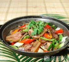 Spicy Pot Beef with Skin