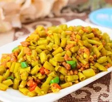 Minced Pork with Sour Beans