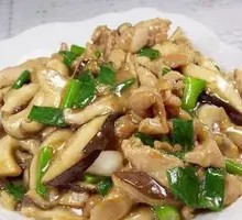 Stir-Fried Pork and Mushrooms