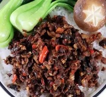 Minced Pork with Grandma's Pickled Vegetable Rice