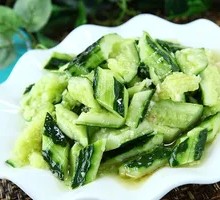 Garlic Cucumber Salad