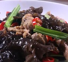 Wood Ear Mushroom and Pork Slices