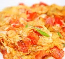 Tomato and Egg Stir-Fry
