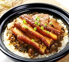 Preserved Vegetable Braised Pork Rice Bowl