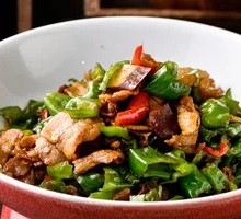 Huizhou-style Braised Pork with Green Pepper