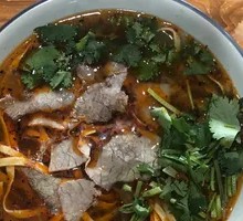 Beef Noodle Tofu Skin Soup
