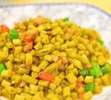 Sour Pickled Bean and Minced Pork Clay Pot Rice