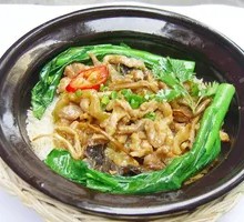 Preserved Vegetable and Pork Rice in Clay Pot