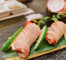 Sesame Beef Tongue Salad with Vegetables