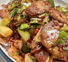 Stir-fried Garlic Shoots with Sausage