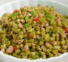 Sour Pickled Beans with Minced Pork