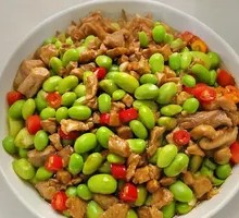 Stir-fried Pork and Edamame