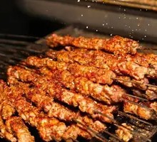 Charcoal-Grilled Fresh Lamb Skewers