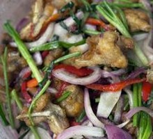 Salt-and-Pepper Frog Legs