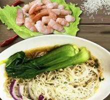 Shrimp and Onion Rice Noodles