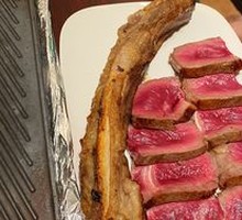 Tomahawk Steak