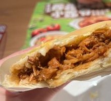 Freshly Roasted Meat in Flatbread