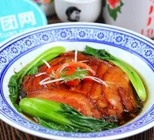 Preserved Vegetable Braised Pork Noodles