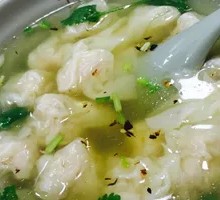 Wild Shepherd's Purse and Pork Dumplings