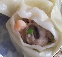 香菇肉小馄饨