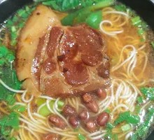 Large Meat Noodles