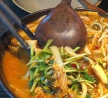 Three Fresh Small Pot Rice Noodles