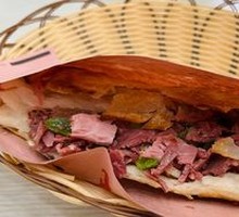Braised Pig's Blood with Donkey Meat in Flatbread