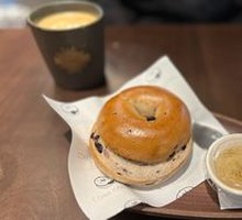 Blueberry Cheese Bagel