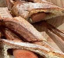 Grilled Sausage Sandwich