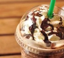 Matcha Cocoa Crunch Frappuccino
