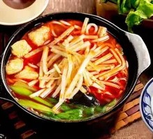 Sour Spicy Bamboo Shoot Noodles