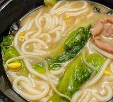 Beef and Meatball Rice Noodles