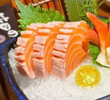 Caramelized Salmon Rolls