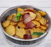 Potato and Bacon Wooden Bucket Rice