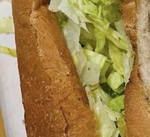 Aromatic Tuna Sandwich