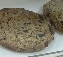 Oat Raisin Cookie