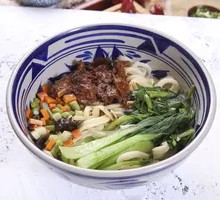 Oil-Poured Pork Sauce Noodles