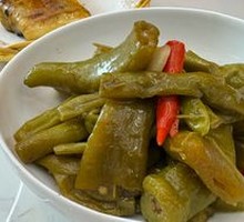 Tiger Skin Pepper and Green Beans