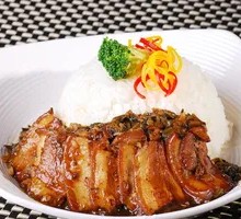 Preserved Vegetable Braised Pork Rice