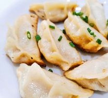 羊肉锅贴