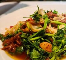 Cilantro Smashed Yellow Beef
