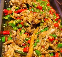 肥美蒜香味蛙锅