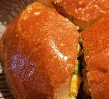 CHUAR Burger